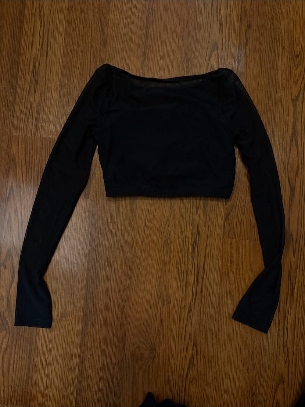 balera Black Long-Sleeve Crop Top